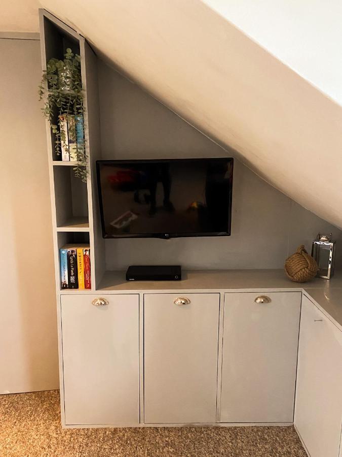 The Little Ayr Bnb Seaside Apartment Kültér fotó